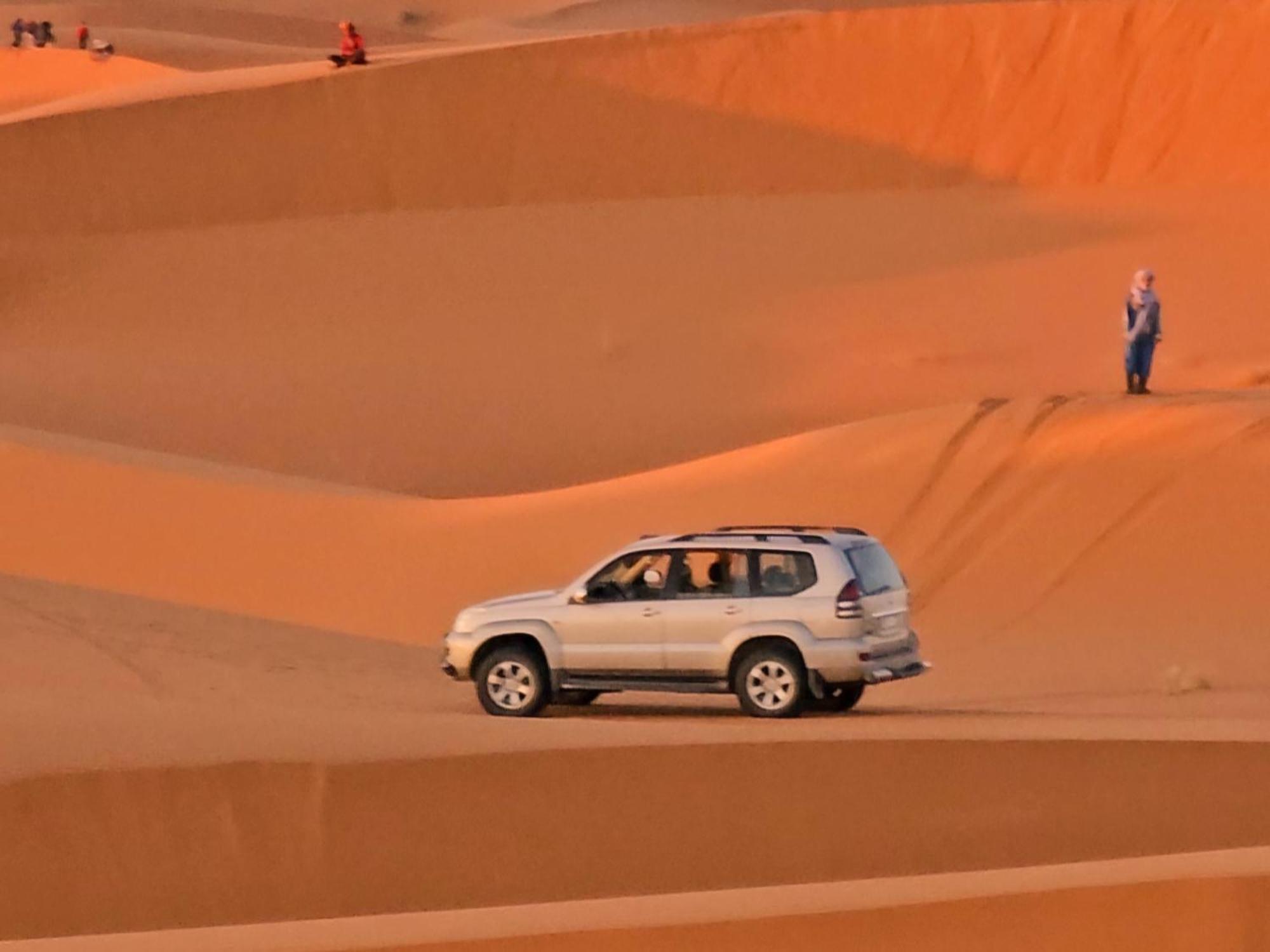 Sahara Deluxe Camp Hotel Merzouga Ngoại thất bức ảnh